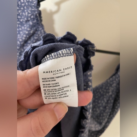 ✨American Eagle Floral Crop Top Size S - Picture 8 of 8